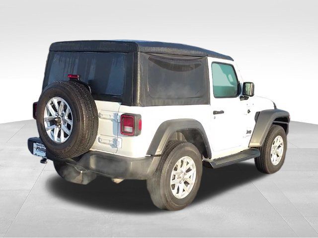 Used 2023 Jeep Wrangler Sport AWD/4WD image 5