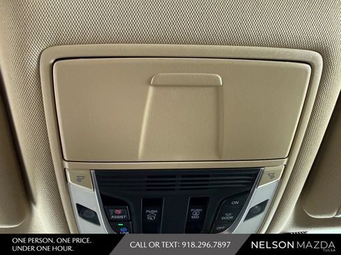 Used 2024 Acura RDX SH-AWD w/ Advance Package image 31