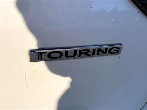 Used 2017 Honda Odyssey Touring image 10