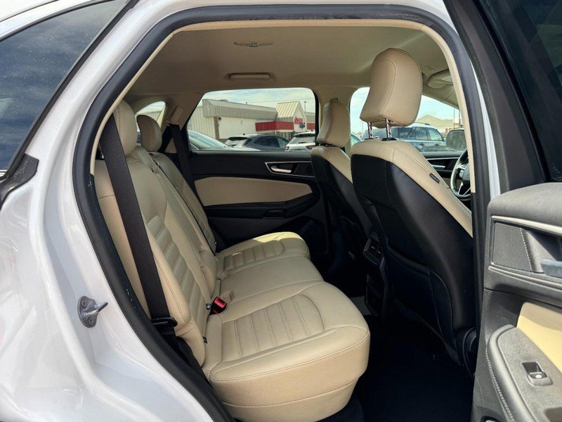 Used 2023 Ford Edge SEL AWD/4WD image 10