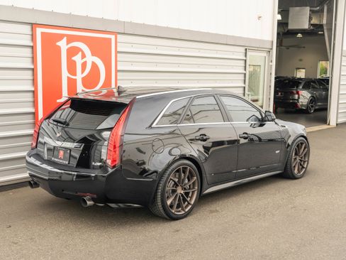 Used 2011 Cadillac CTS V w/ Wood Trim Package image 40