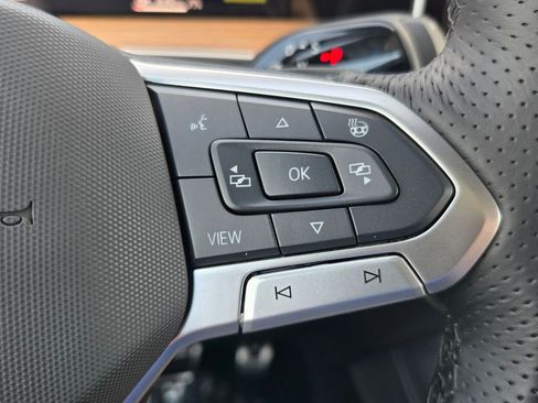 New 2026 Volkswagen Tiguan SEL R-Line AWD/4WD image 11
