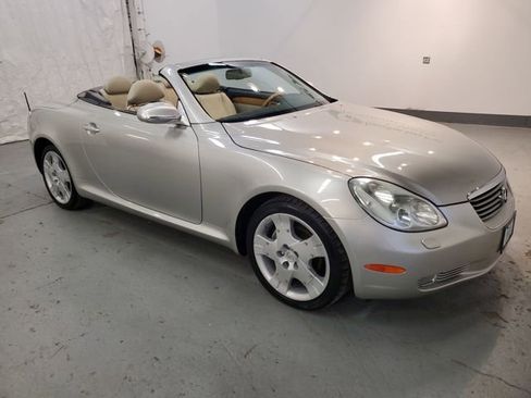 Used 2003 Lexus SC 430 Convertible image 8