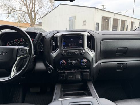 Used 2020 Chevrolet Silverado 1500 RST image 21