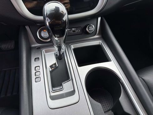 Used 2024 Nissan Murano SL image 25