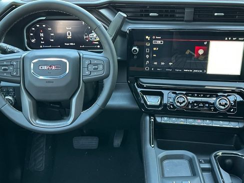 New 2026 GMC Sierra 2500 AT4 w/ AT4 Premium Plus Package AWD/4WD image 14