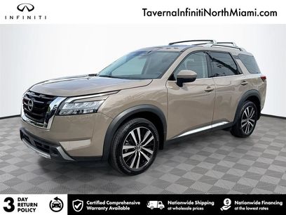Used 2025 Nissan Pathfinder Platinum w/ Cargo Package