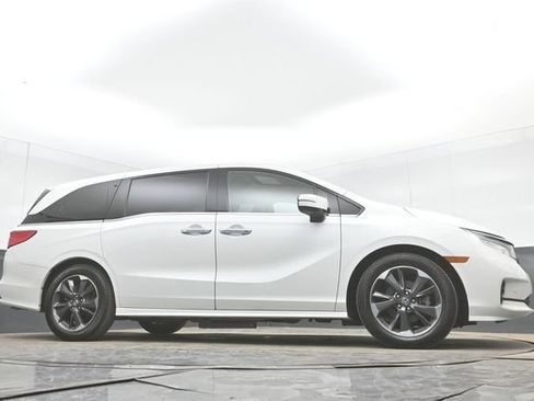 Used 2023 Honda Odyssey Elite image 52