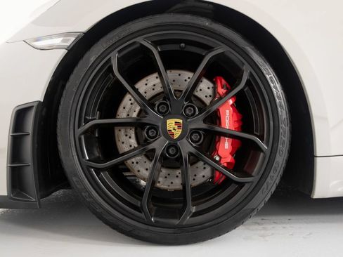 Certified 2021 Porsche 718 Boxster Spyder RWD image 15