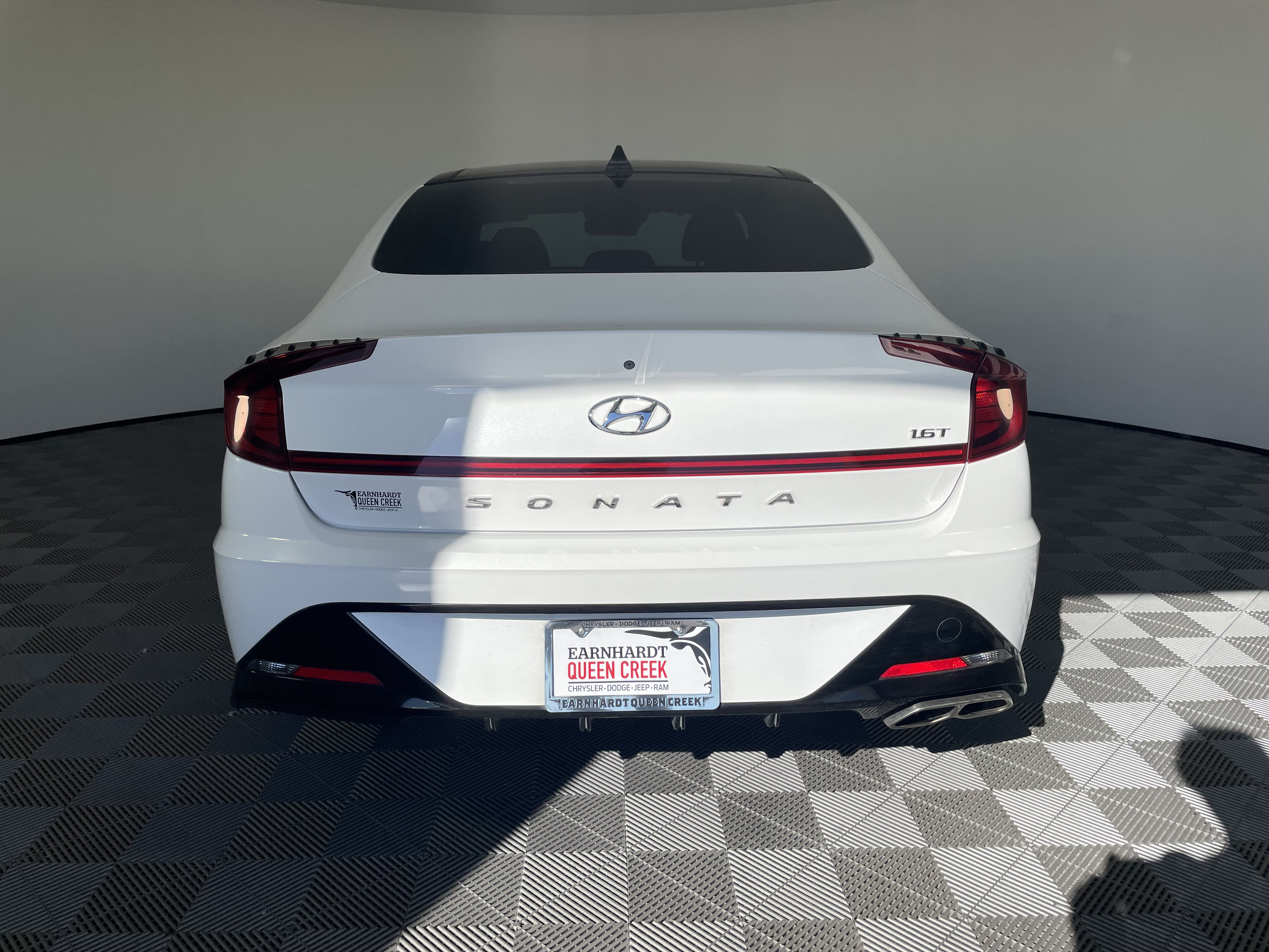 Used 2023 Hyundai Sonata SEL Plus w/ Preferred Accessory Package FWD image 4