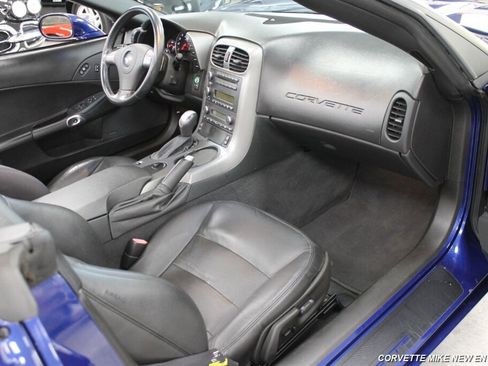 Used 2006 Chevrolet Corvette Convertible image 32