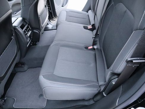 New 2025 Jeep Grand Cherokee Laredo image 11