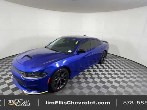 Used 2021 Dodge Charger R/T w/ Blacktop Package image 3