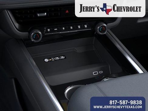 New 2026 Chevrolet Suburban LT w/ Comfort Package image 25