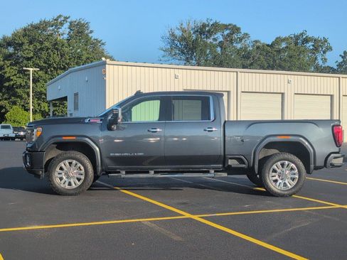 Used 2020 GMC Sierra 2500 Denali w/ Denali Ultimate Package AWD/4WD image 2