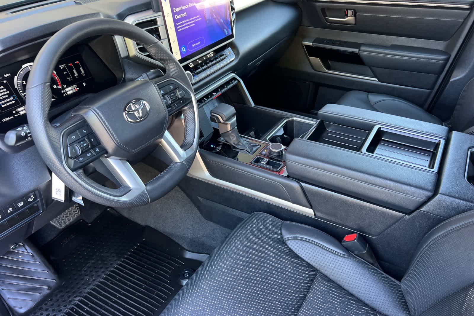 Used 2025 Toyota Tundra Limited AWD/4WD image 11