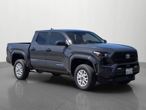 Used 2024 Toyota Tacoma SR5 image 8