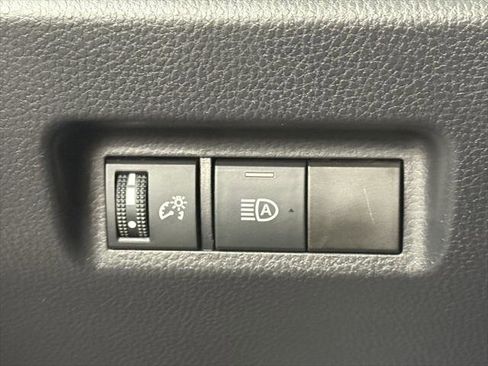 Certified 2025 Toyota RAV4 LE image 22