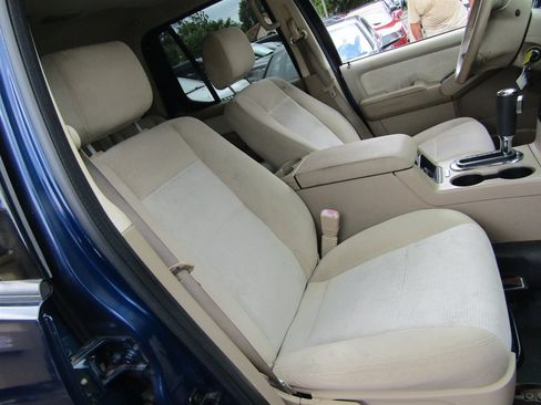 Used 2008 Ford Explorer Sport Trac XLT RWD image 5