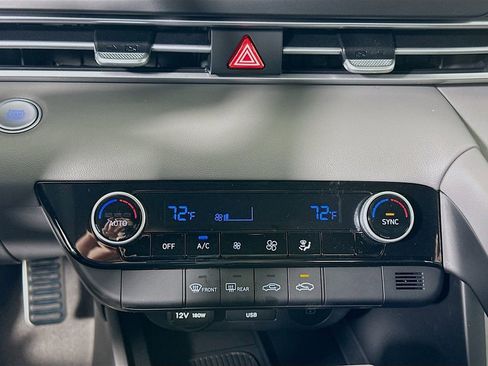 New 2026 Hyundai Elantra Sport image 13