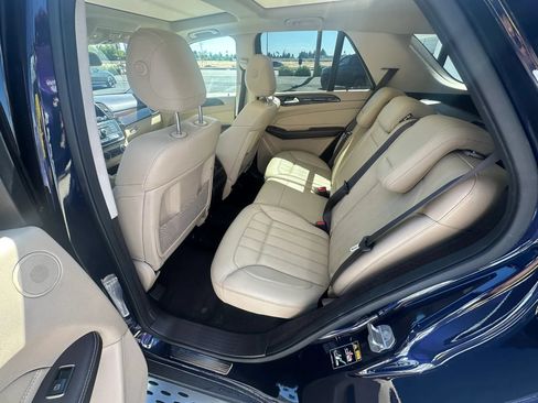 Used 2018 Mercedes-Benz GLE 350 w/ Premium 1 Package image 26