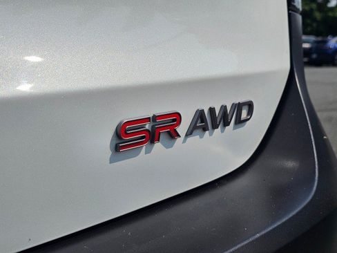 Certified 2025 Nissan Kicks SR AWD/4WD image 17