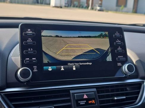 Used 2019 Honda Accord Sport image 24
