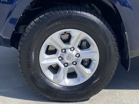 Certified 2023 Toyota 4Runner SR5 image 7