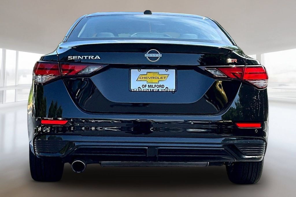 Used 2025 Nissan Sentra SR FWD image 5