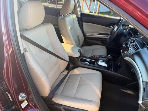 Used 2013 Honda Crosstour EX-L image 25