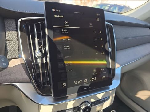 New 2026 Volvo XC90 B6 Ultra image 30