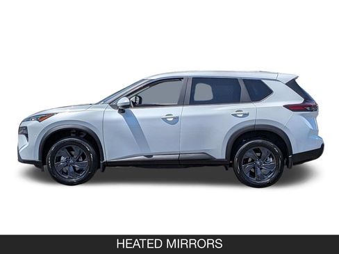 New 2026 Nissan Rogue SV FWD image 5