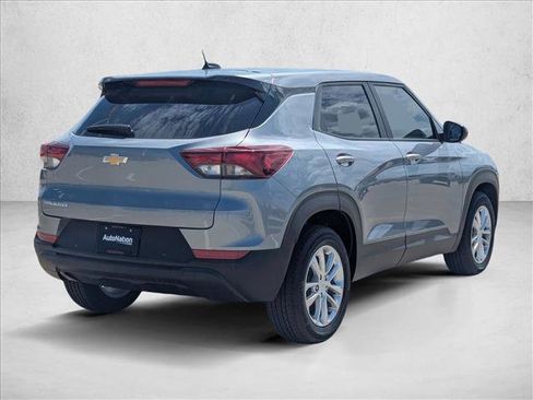 New 2026 Chevrolet TrailBlazer LS w/ LS Convenience Package FWD image 2