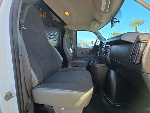 Used 2023 GMC Savana 2500 Work Van w/ Driver Convenience Package image 27