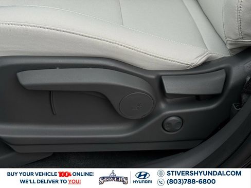 Used 2026 Hyundai Santa Fe SE FWD image 25