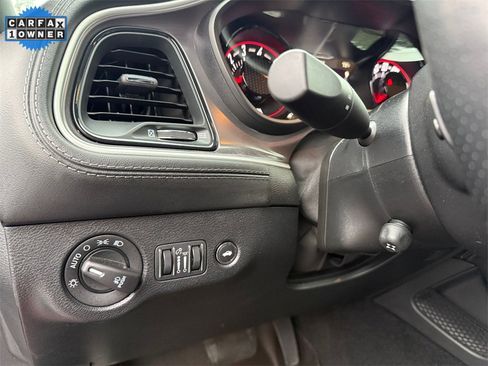 Used 2022 Dodge Challenger R/T w/ Plus Package image 18