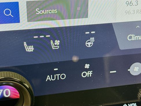 Certified 2023 Lexus RX 350 Premium Plus w/ Accessory Package (Z1) image 21