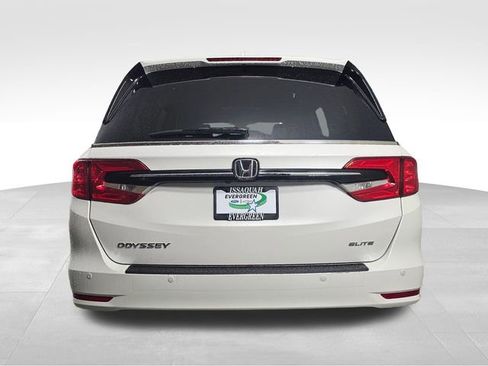 Used 2023 Honda Odyssey Elite image 9