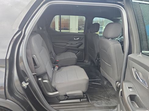 Certified 2023 Chevrolet Traverse LT w/ LPO, Floor Liner Package AWD/4WD image 2