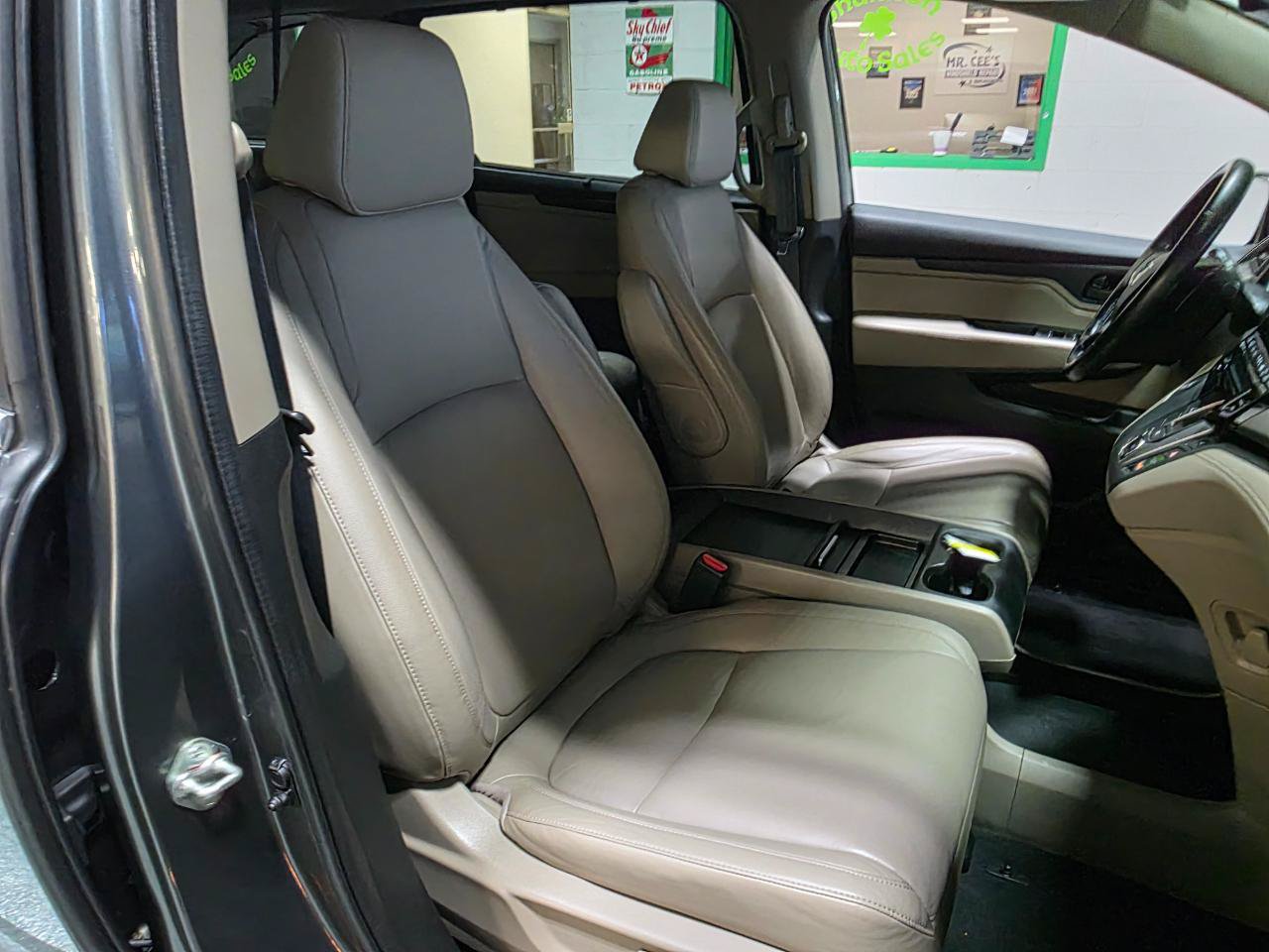 Used 2018 Honda Odyssey EX-L image 26
