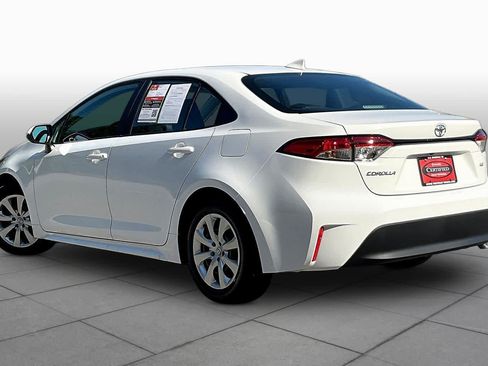 Used 2026 Toyota Corolla LE FWD image 12