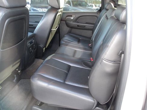 Used 2008 Chevrolet Avalanche LT w/ LT Preferred Equipment Group AWD/4WD image 10