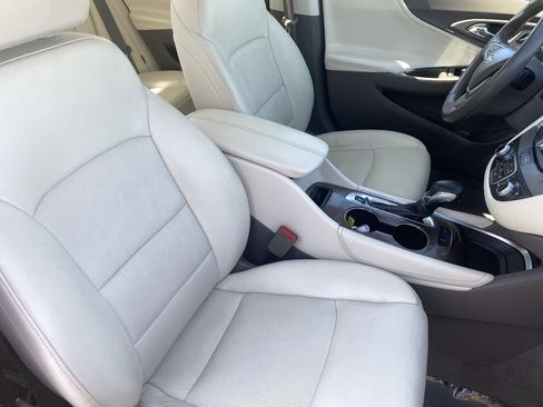 Used 2024 Chevrolet Malibu LT FWD image 11