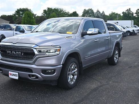 Used 2022 RAM 1500 Limited w/ Body-Colour Bumper Group AWD/4WD image 13