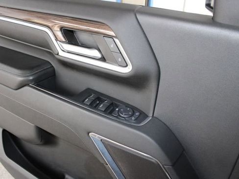 Used 2024 Chevrolet Silverado 2500 LT image 19