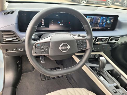 Used 2026 Nissan Sentra SL w/ Floor Mat Package FWD image 12