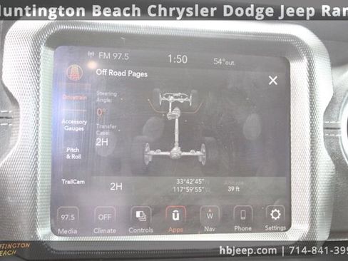 Used 2022 Jeep Wrangler Unlimited Sahara image 30