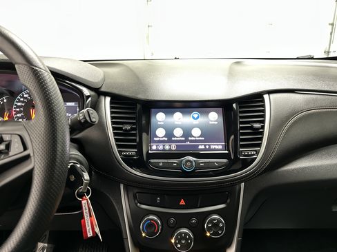 Used 2020 Chevrolet Trax LS w/ Tint and Cruise Package FWD image 24