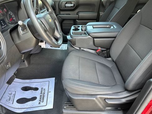 Used 2021 Chevrolet Silverado 1500 Custom AWD/4WD image 19