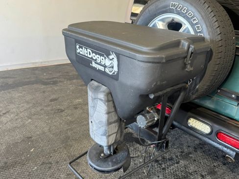 Used 2000 Jeep Wrangler Sahara AWD/4WD image 28